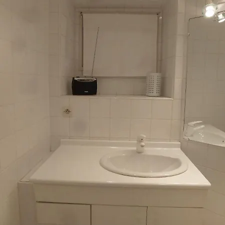 Les Marinas-7 By Interhome Daire *