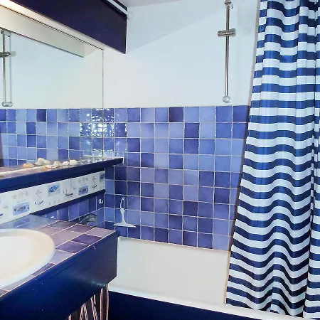 Les Marinas-7 By Interhome Daire *