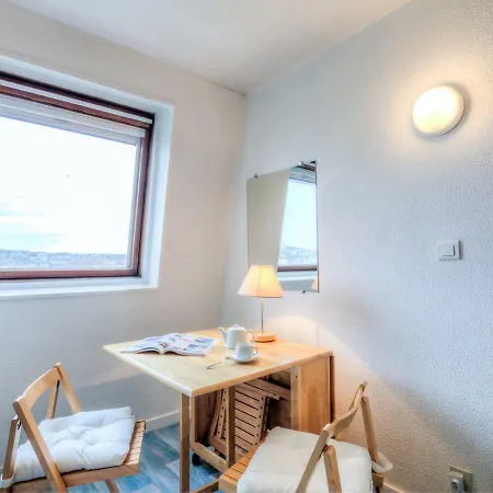 Les Marinas-7 By Interhome