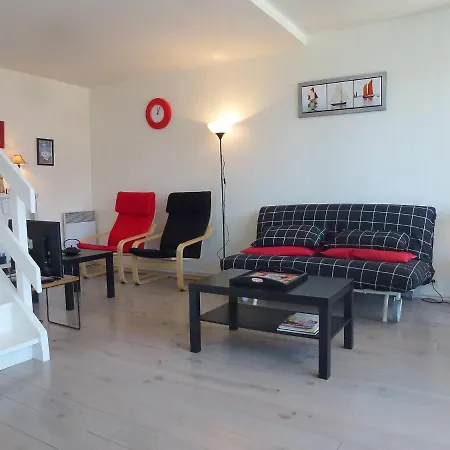Daire Les Marinas-7 By Interhome *